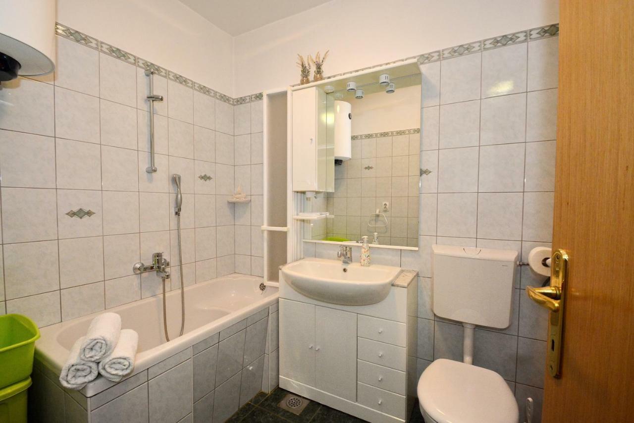 Apartman Vanja Omiš Exteriér fotografie