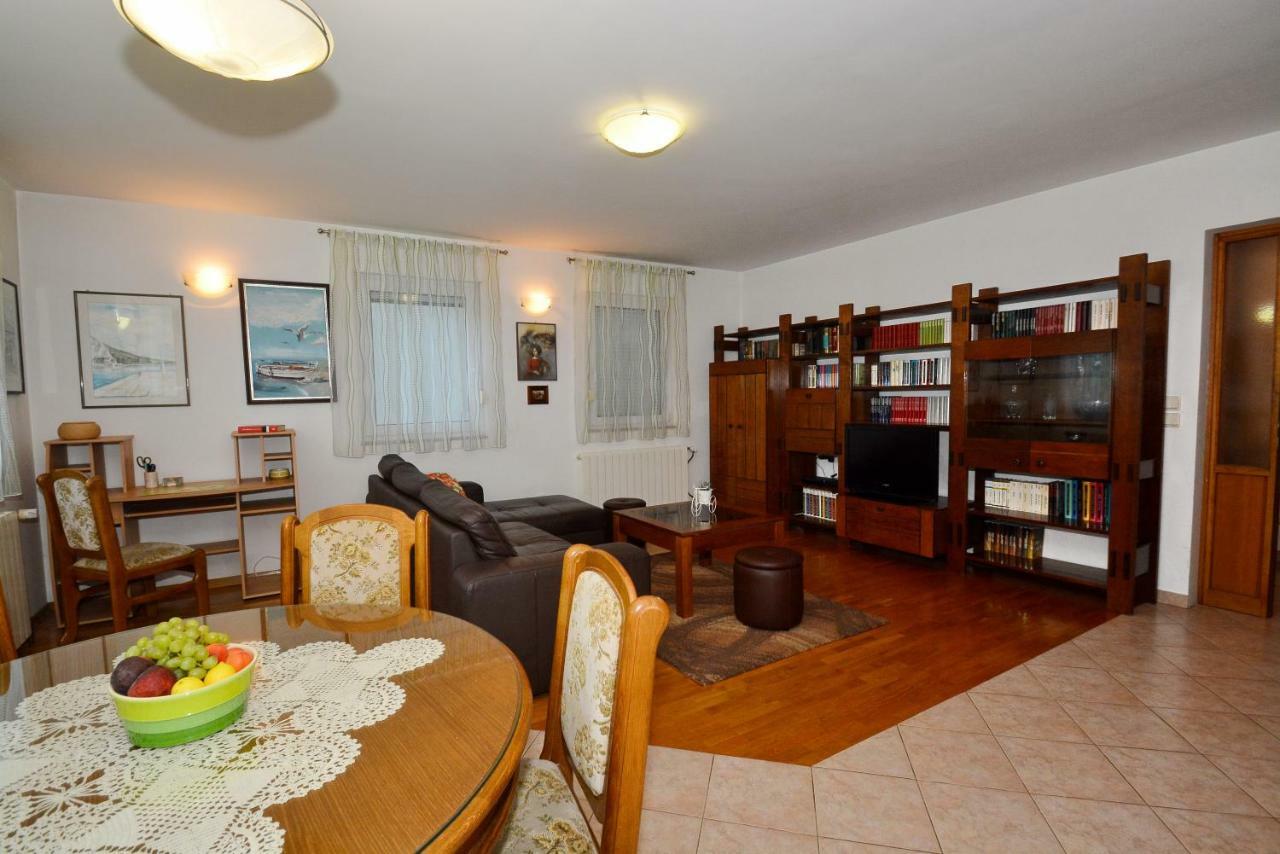 Apartman Vanja Omiš Exteriér fotografie